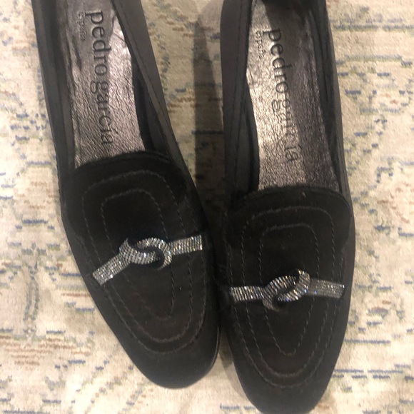 Pedro García black satin raw edge loafers - Picture 7 of 7